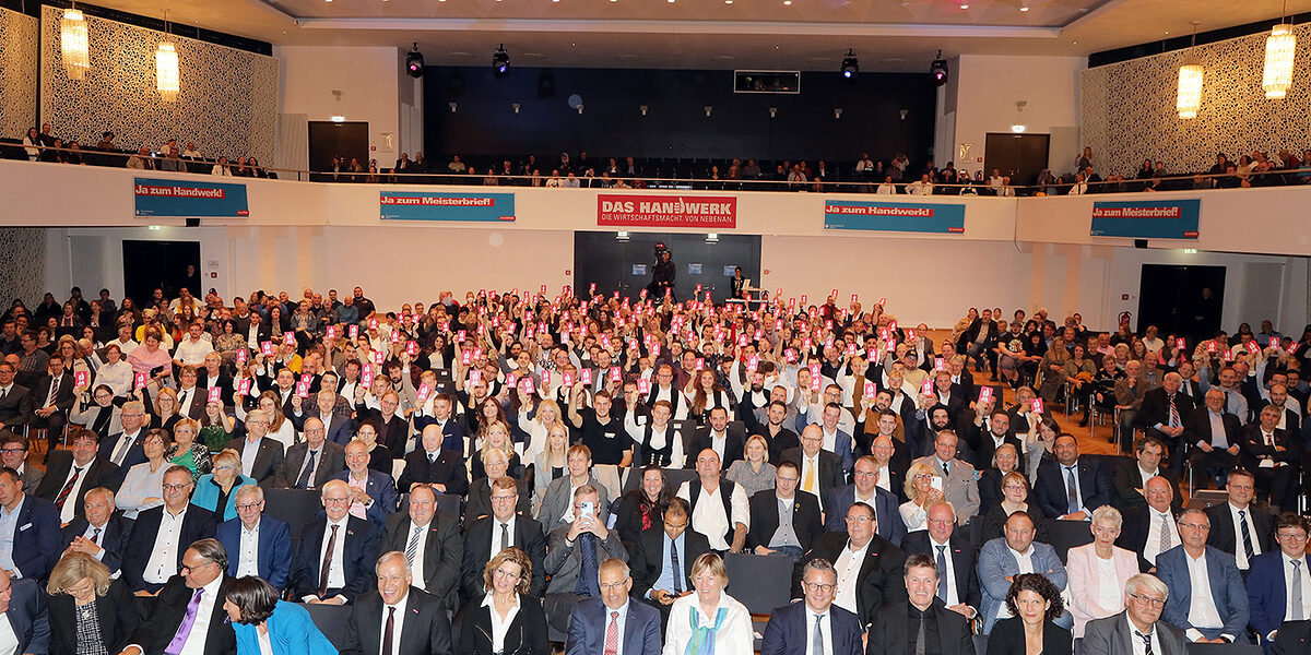 569 Meisterbriefe in feierlichem Rahmen übergeben