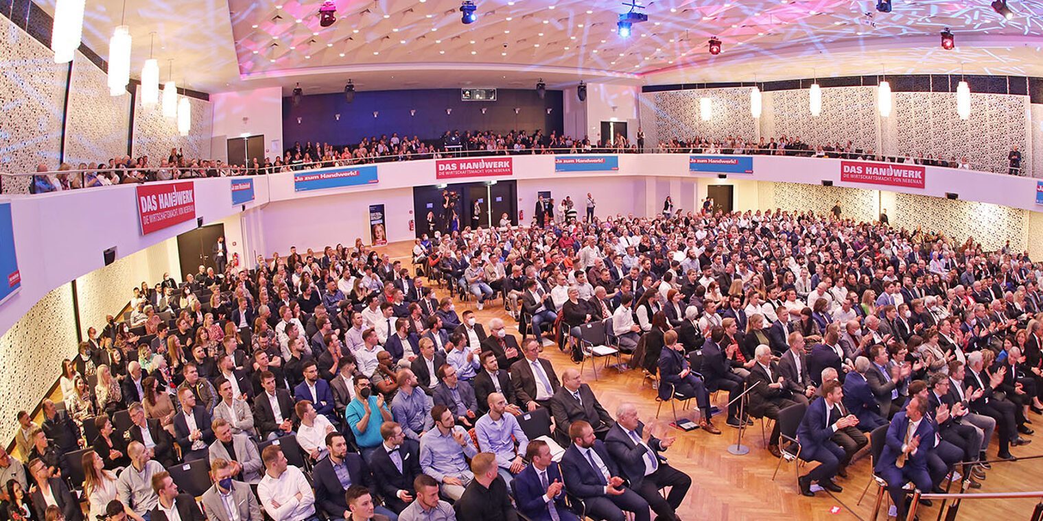 604 Absolventen umfasst der Meisterjahrgang 2021. 604 Absolventen umfasst der Meisterjahrgang 2021.