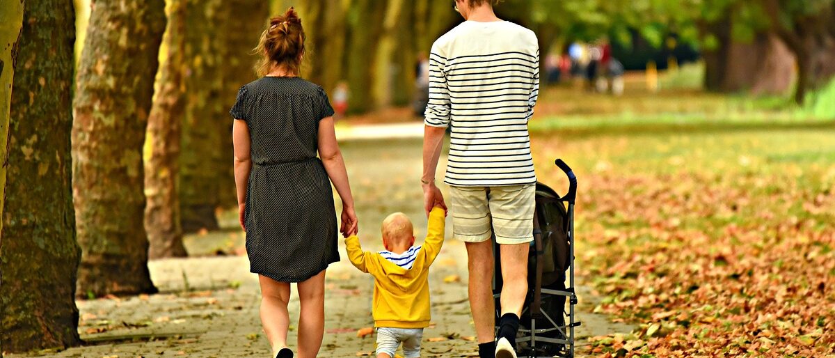 Pixabay_MabelAmber_family-3602245_1920 (1) (002)