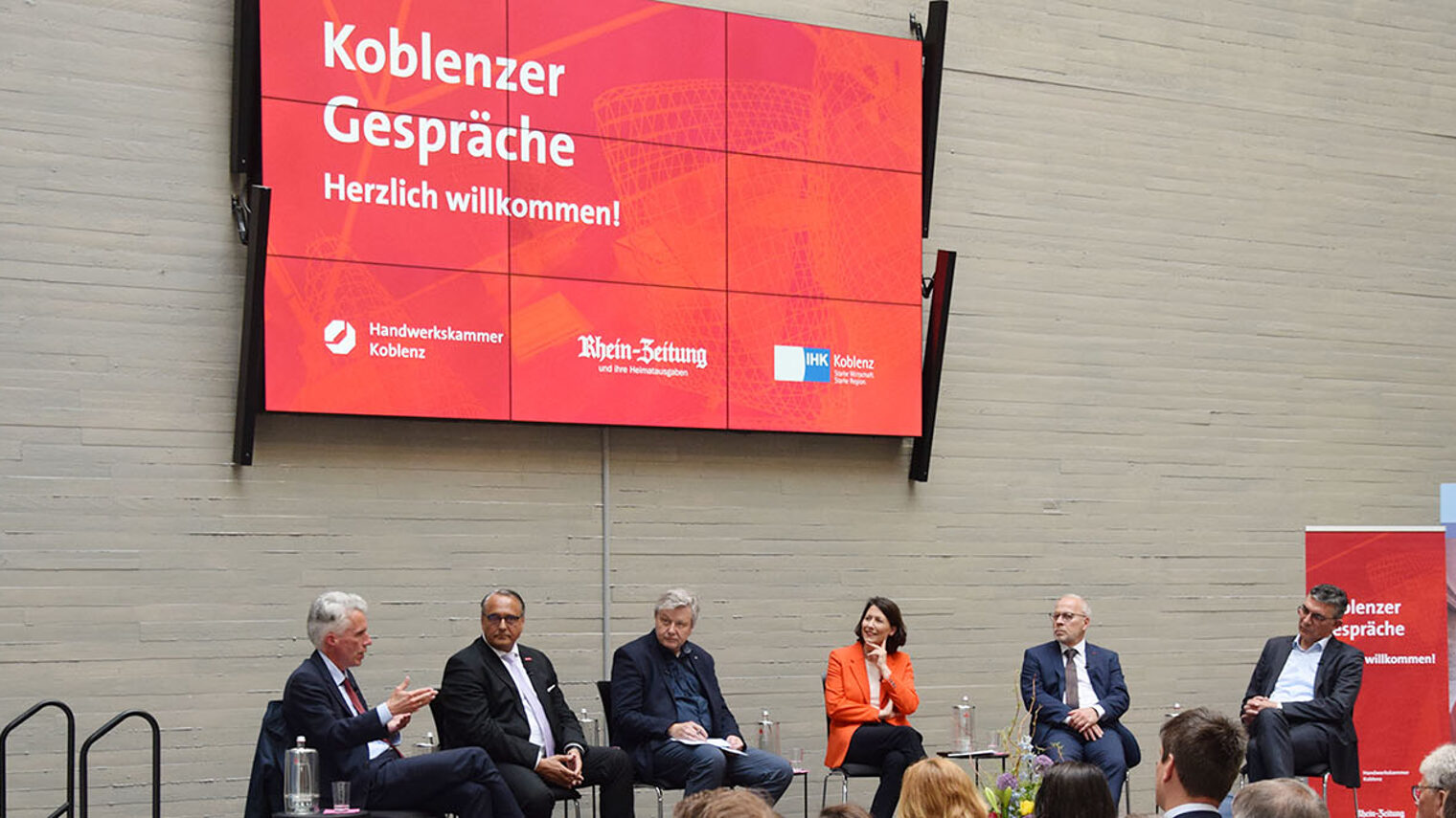 v. li. n. r.: Prof. Dr. Stefan Spinler , Ralf Hellrich, Lars Hennemann, Daniela Schmitt, Wolfgang Küster und Walter Müller