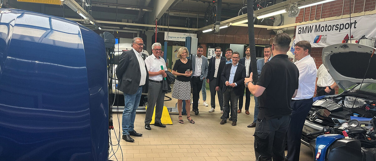 Informationen aus erster Hand holten sich Mitglieder der SPD-Fraktion. Informationen aus erster Hand holten sich Mitglieder der SPD-Fraktion.