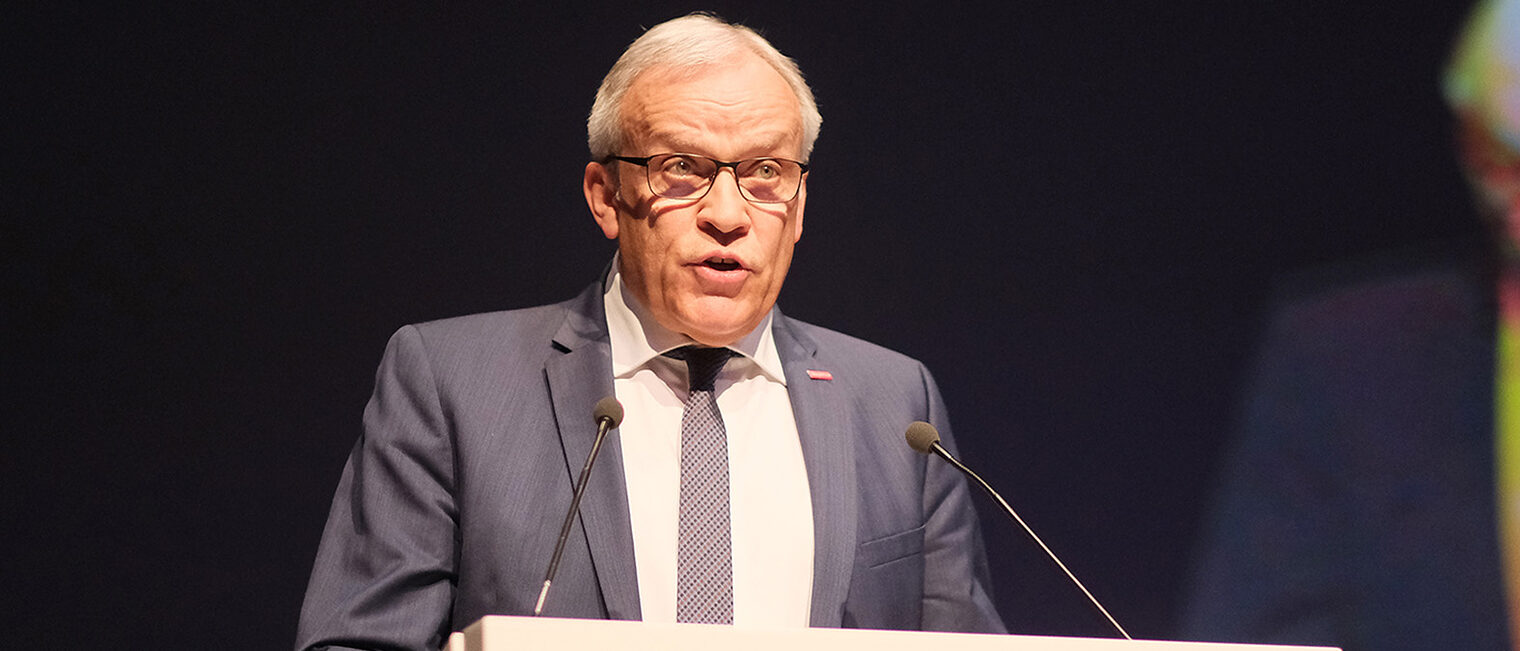 HwK-Präsident Kurt Krautscheid bei seiner Begrüßungsrede.