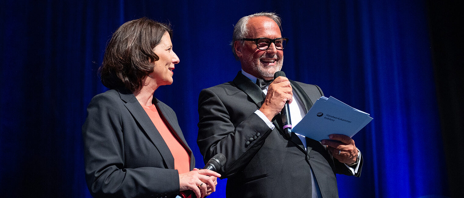 Daniela Schmitt und Ralf Hellrich auf der Bühne
