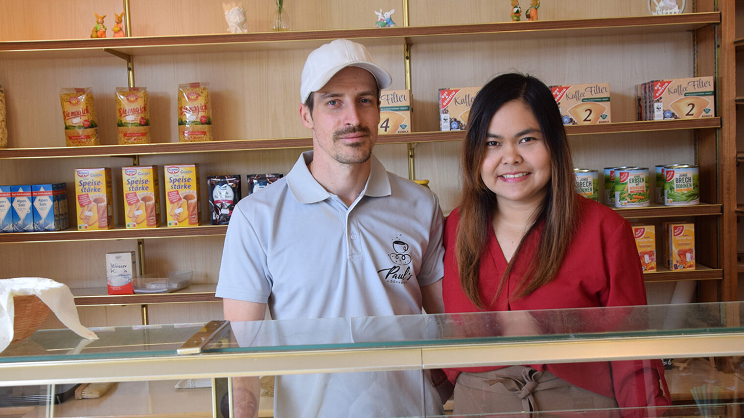Paul Kussmann und seine Frau Kulissara in der historischen Dorfbäckerei