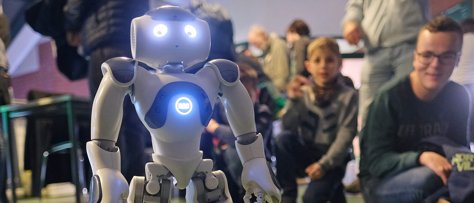 Bild mit einem Roboter