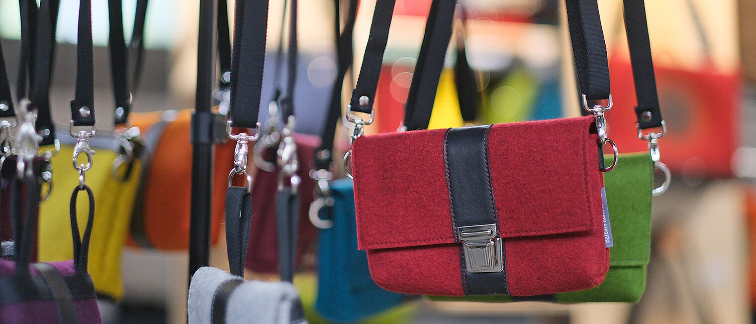 handgefertigte Filzhandtaschen