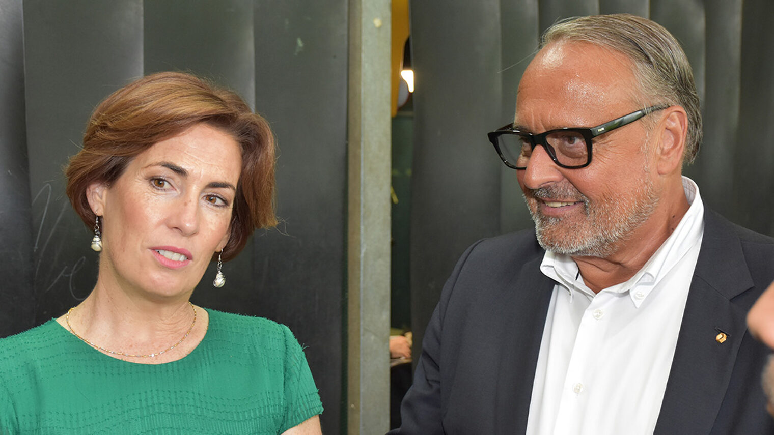 HwK-Hauptgeschäftsführer Ralf Hellrich und die irische Bildungsministerin Hildegarde Naughton