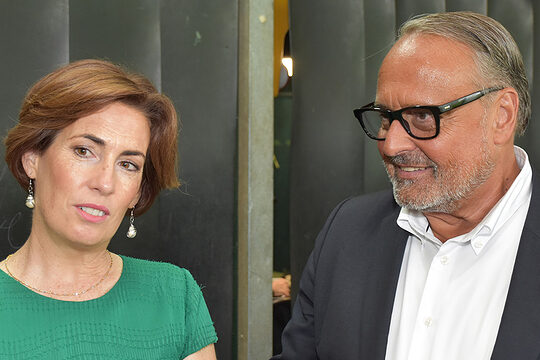 HwK-Hauptgeschäftsführer Ralf Hellrich und die irische Bildungsministerin Hildegarde Naughton