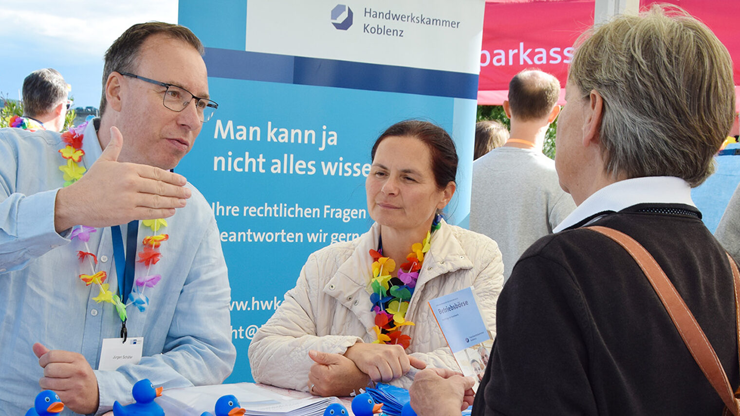Jürgen Schäfer und Kathrin Martin im Beratungsgespräch