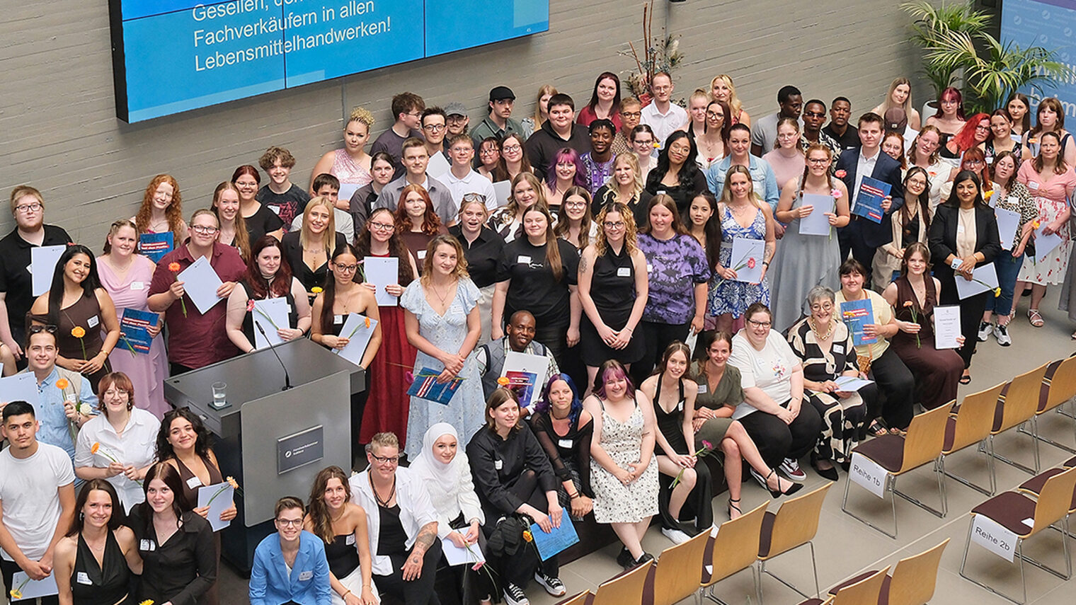 Gruppenfoto von der Freisprechungsfeier