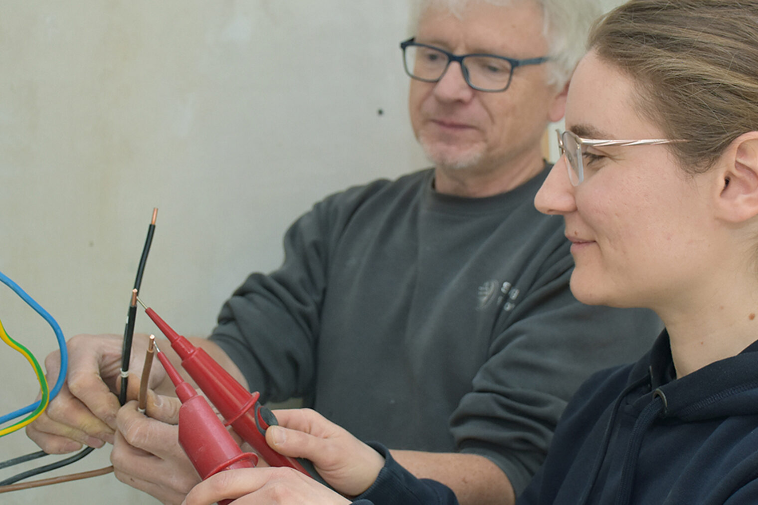 Bild mit Christine Vogel aus dem Unternehmen Elektrotechnik Schürg