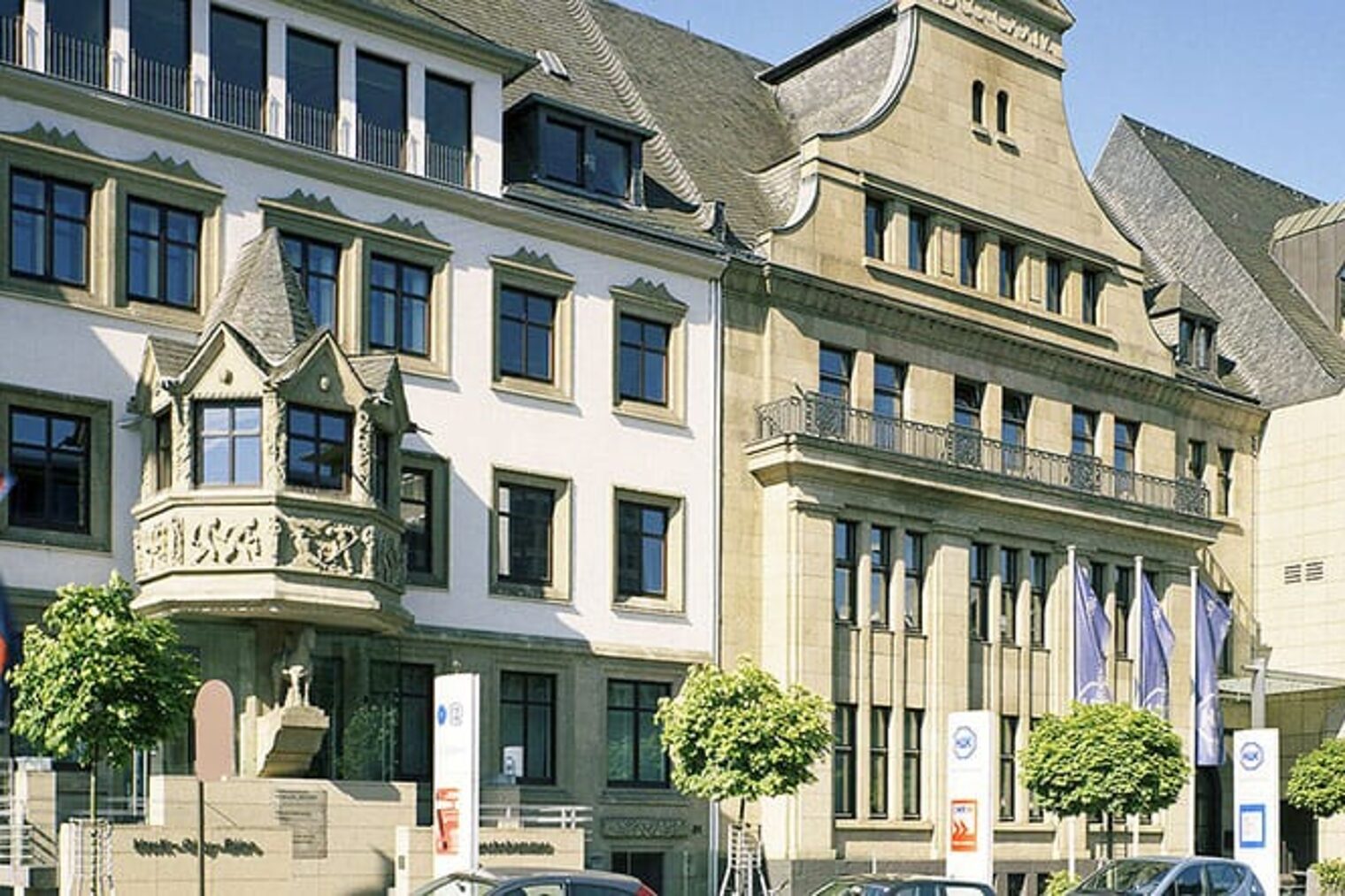 Außenansicht der Verwaltungszentrale am Friedrich-Ebert-Ring