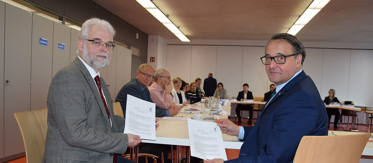 Betriebliches Gesundheitsmanagement stärken Betriebliches Gesundheitsmanagement stärken