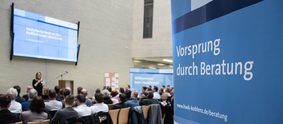Damit auf der Baustelle nicht die Fetzen fliegen... Damit auf der Baustelle nicht die Fetzen fliegen...