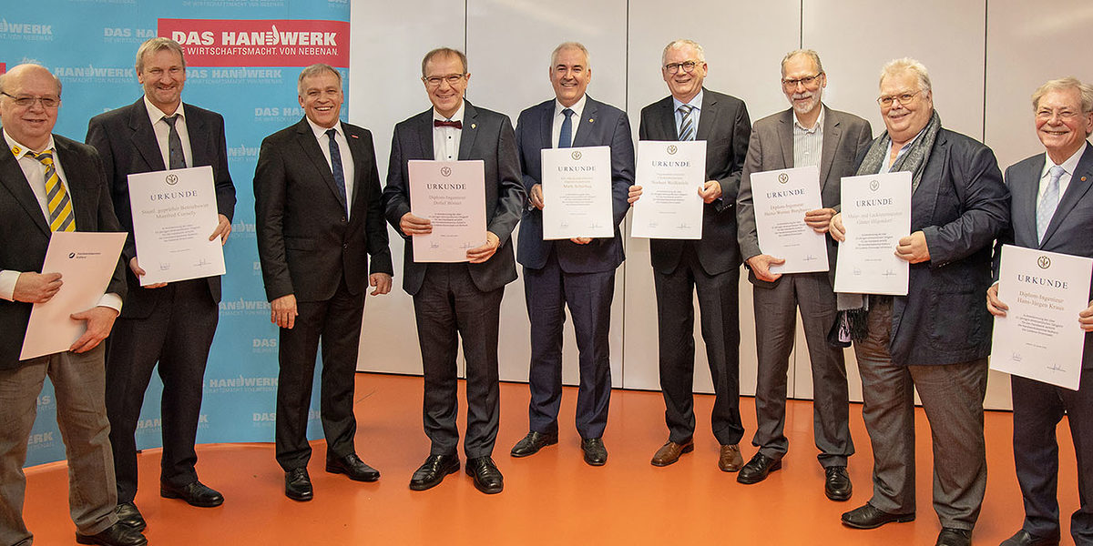 Handwerkskammer (HwK) Koblenz bedankt sich für langjährige Ehrenamtsarbeit und gratuliert Spitzennachwuchs Handwerkskammer (HwK) Koblenz bedankt sich für langjährige Ehrenamtsarbeit und gratuliert Spitzennachwuchs